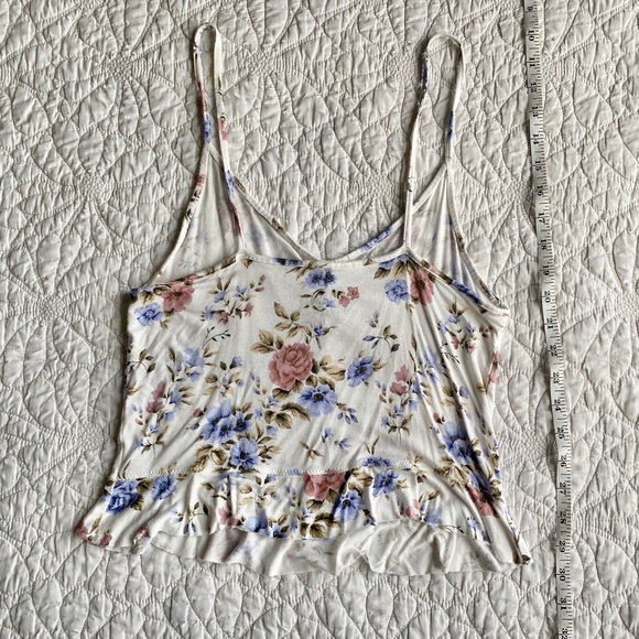 American Eagle Soft & Sexy Floral Tank - Picture 3 of 4